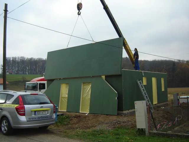 DURELIS deska ostrá hrana - rozměr 2500 x 1250 mm, síla 10 mm